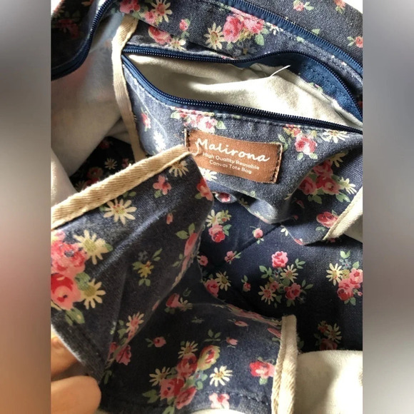 Malirona Floral  Canvas Weekend Bag - Picture 8 of 11